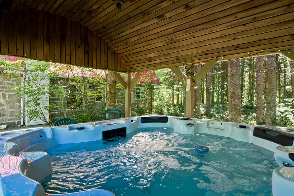 Camping Chalets Spas Pignons Rouges Saint Romain Ngoại thất bức ảnh